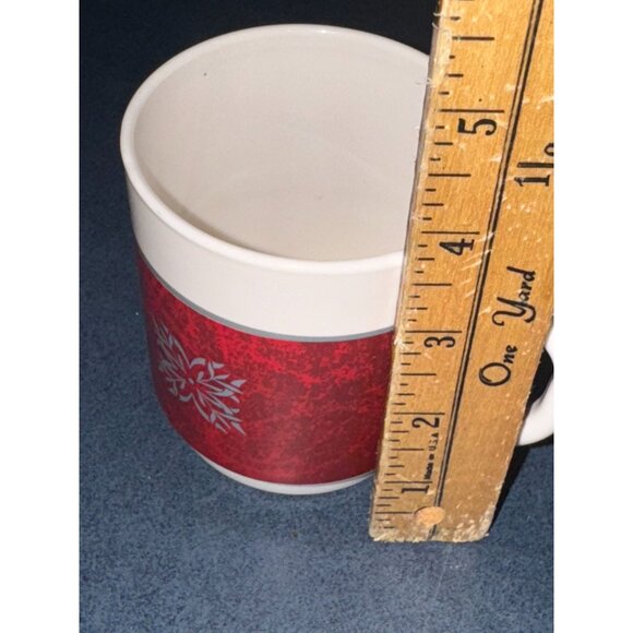 Set Of 3 Royal Prestige Red & White Snowflake Ceramic Coffee Mugs 12 Oz - Picture 6 of 6